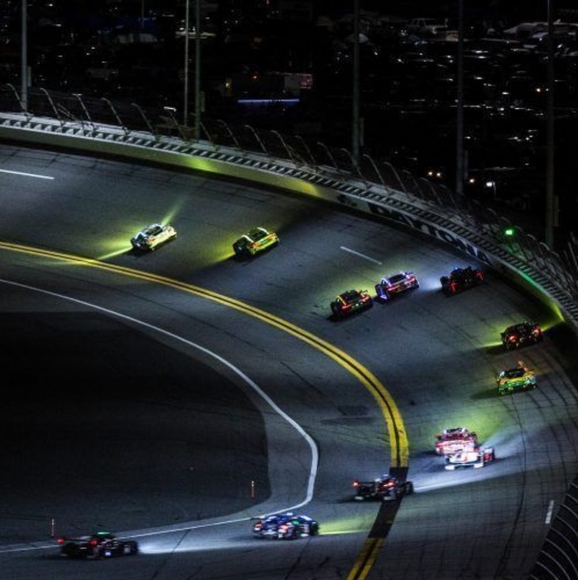 Meet your Posher, Cas - Picture 1 of 1